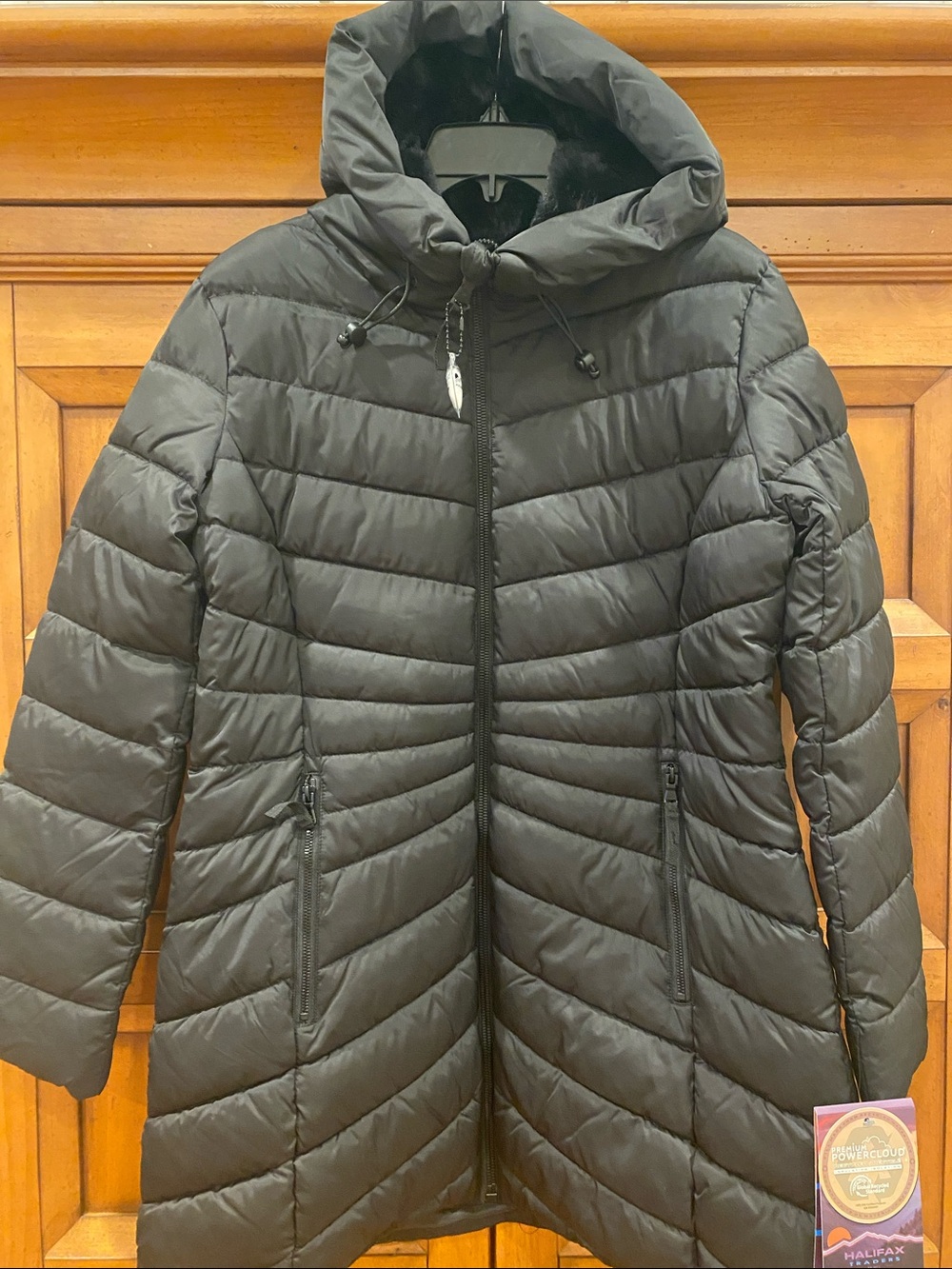 Halifax Traders Women’s Black Quilted Hooded Puffer Coat (L)